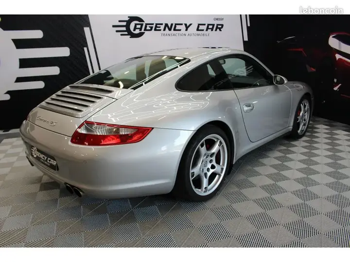 Porsche 911 2005 photo 3