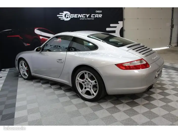 Porsche 911 2005 photo 4