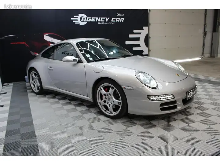 Porsche 911 2005 photo 2