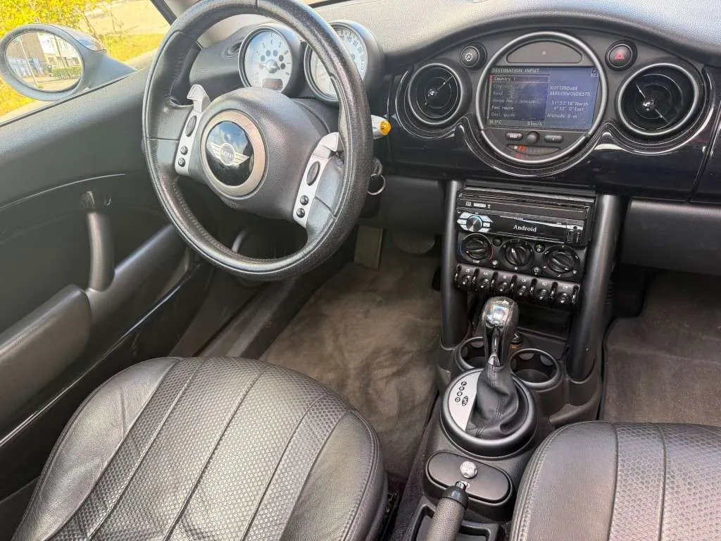 Mini One 2006 photo 2