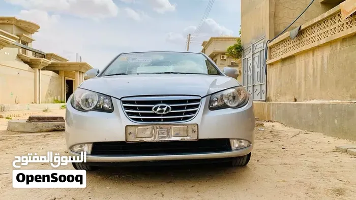 Hyundai Avante 2010 photo 5