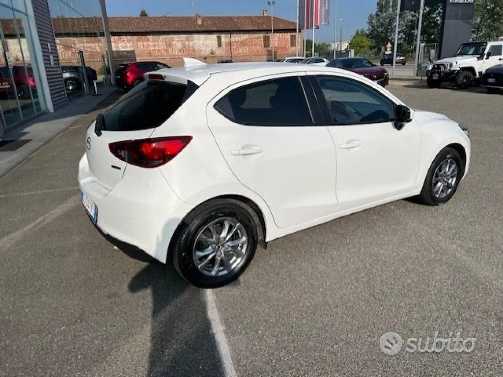 Mazda 2 2022 photo 4