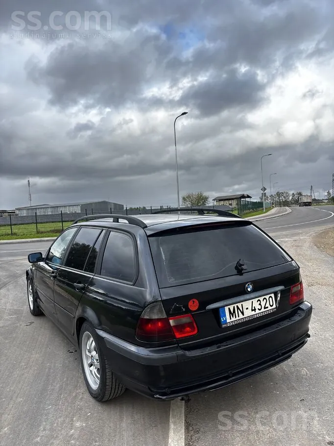 BMW 320D 2003 photo 5