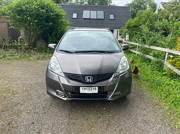 Honda Jazz 2014 photo 2