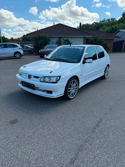 Peugeot 306 1996 photo 3