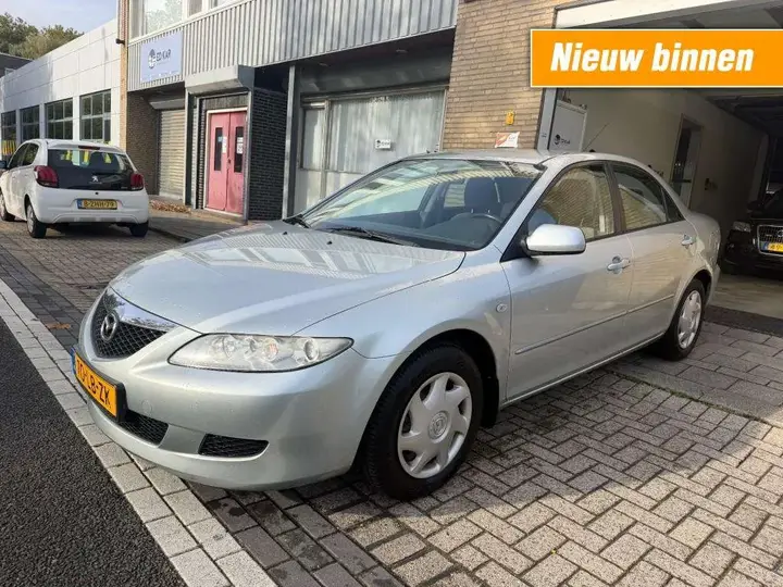 Mazda 6
