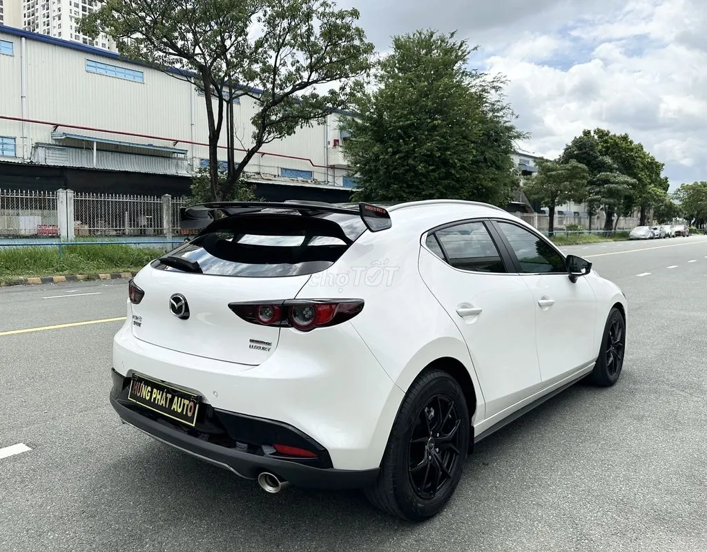 Mazda 3 2022 photo 5