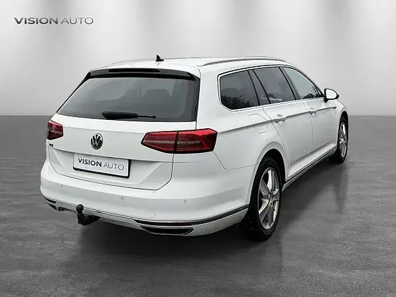 Volkswagen Passat 2017 photo 5