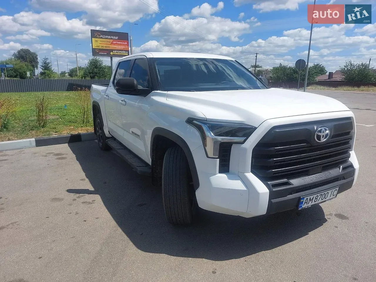 Toyota Tundra 2023 photo 2