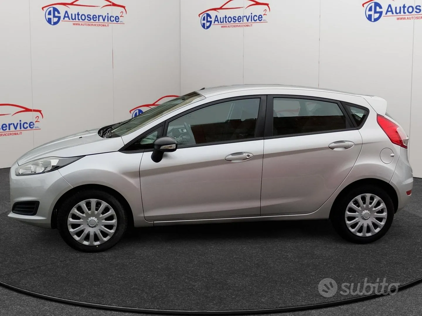 Ford Fiesta 2013 photo 2