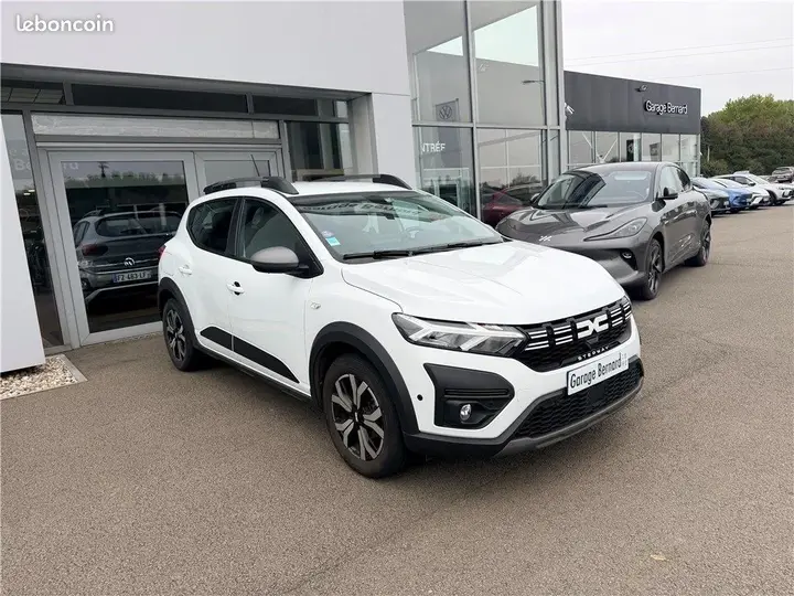 Dacia Sandero 2023 photo 3
