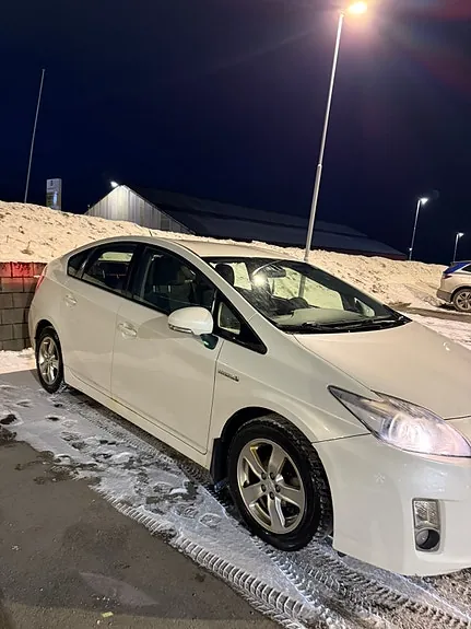 Toyota Prius 2010 photo 2