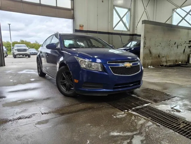 Chevrolet Cruze 2012 photo 2