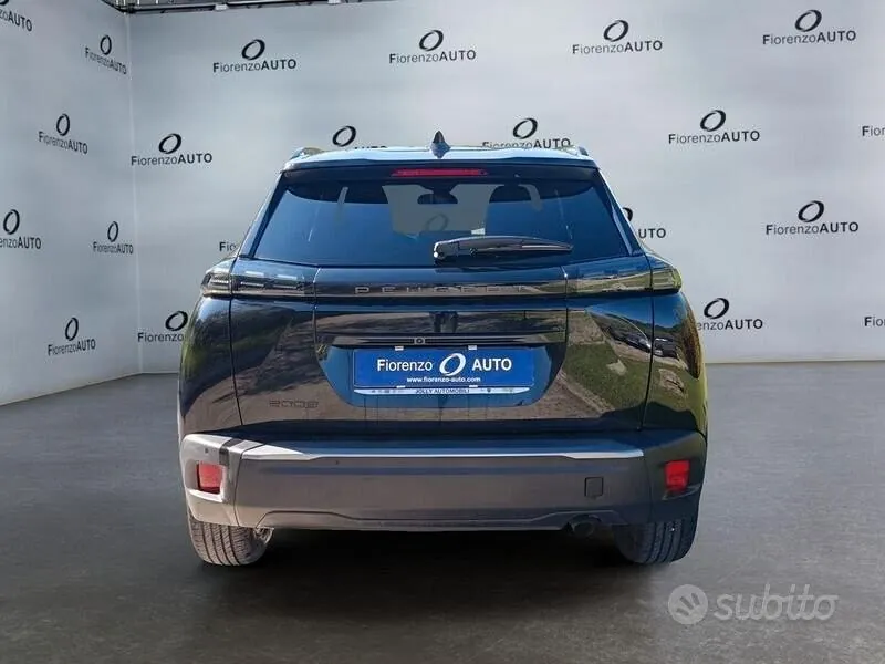 Peugeot 2008 2024 photo 3