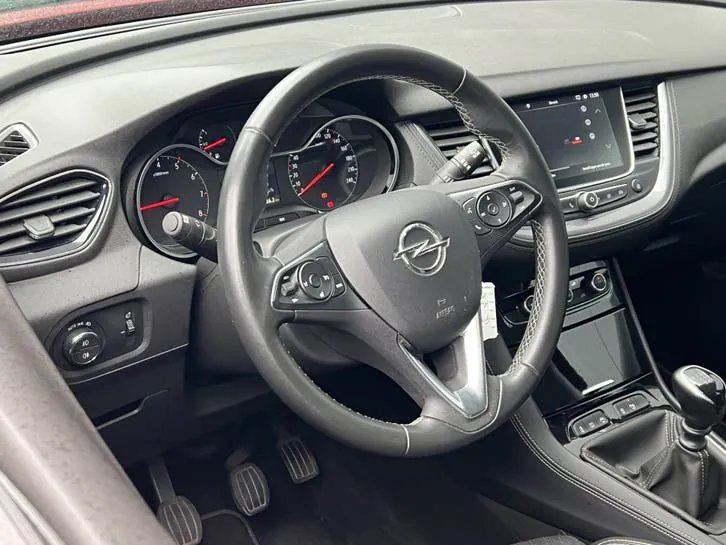 Opel Grandland X 2021 photo 3