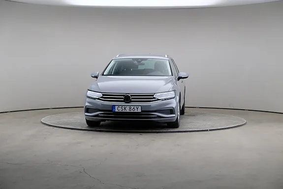 Volkswagen Passat 2023 photo 3