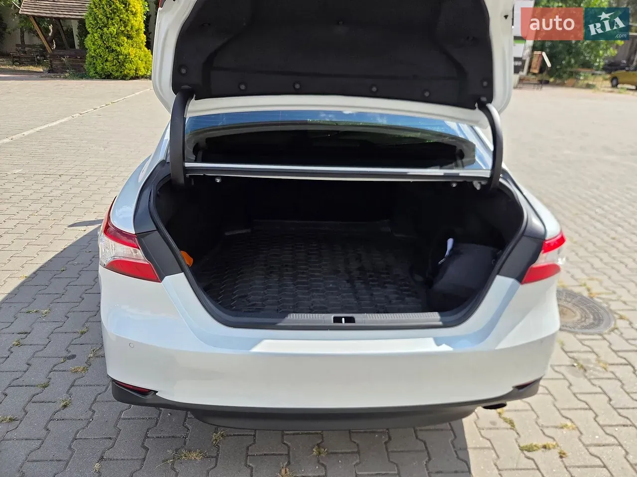 Toyota Camry 2020 photo 4