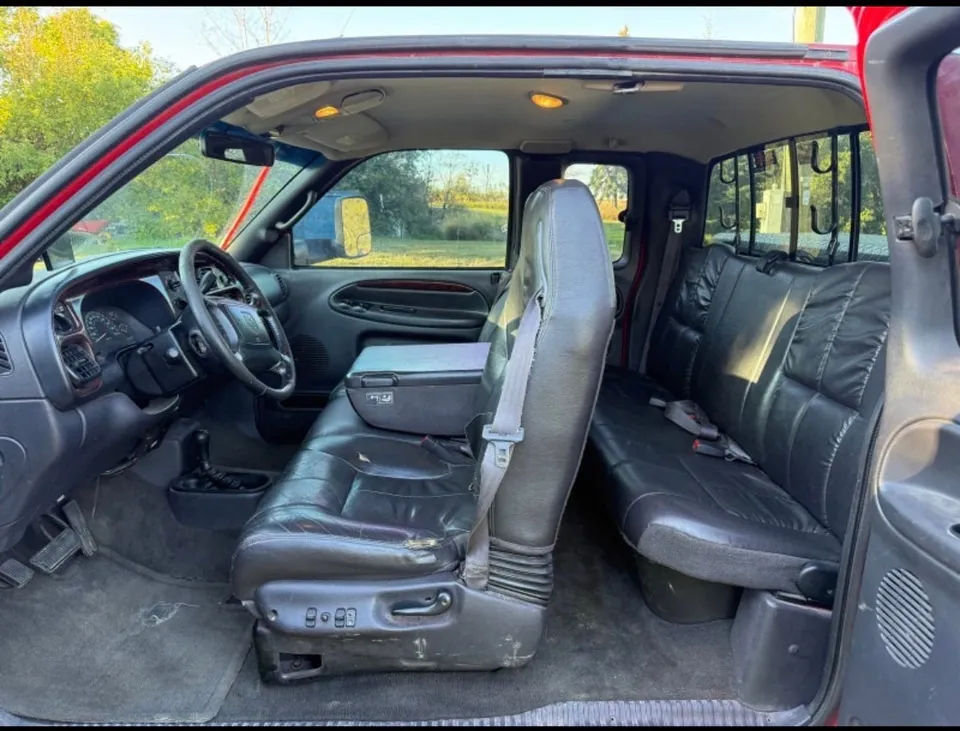 Dodge Ram 2500 2002 photo 3