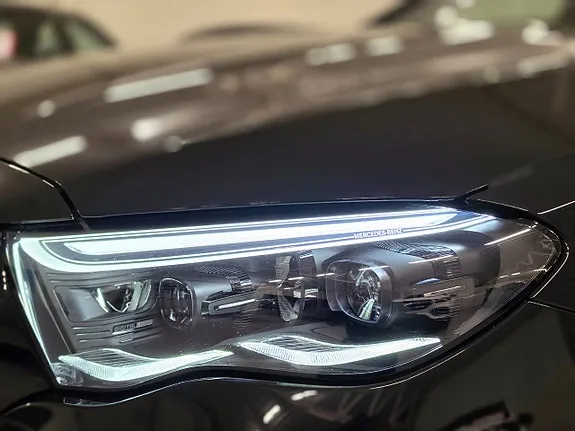 Mercedes-Benz E300 De 2026 photo 5