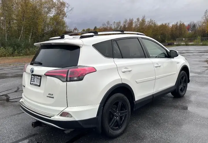 Toyota Rav4 2016 photo 5