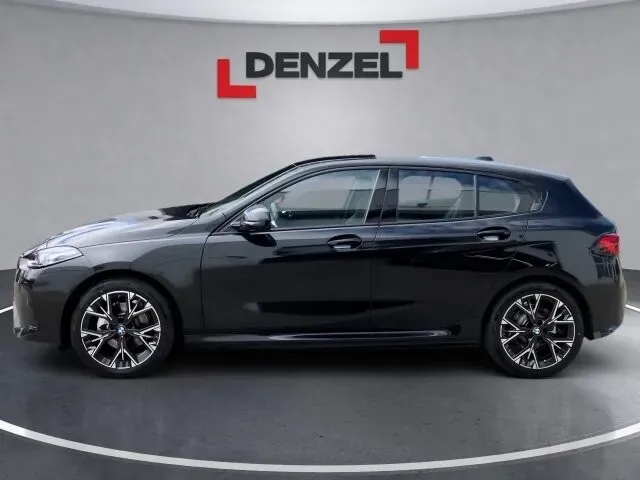 BMW 1 Series 2026 photo 2