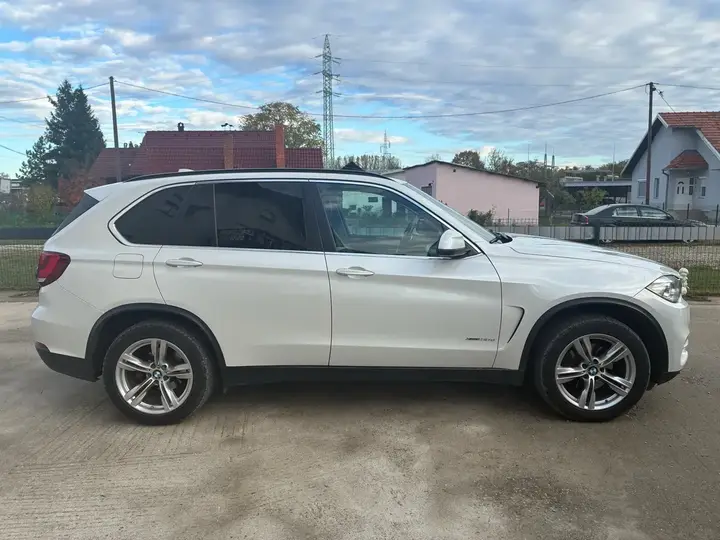 BMW X5 2015 photo 3