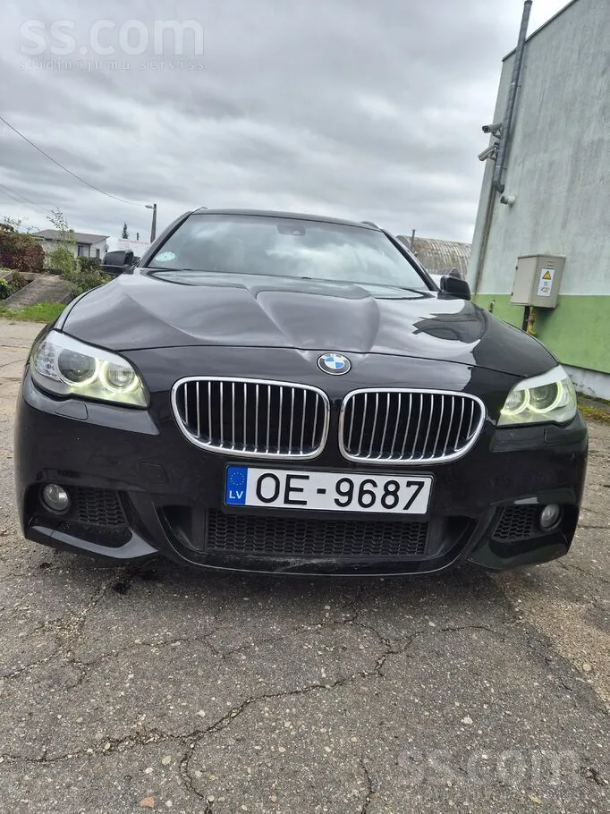 BMW 520D Touring 2012 photo 4