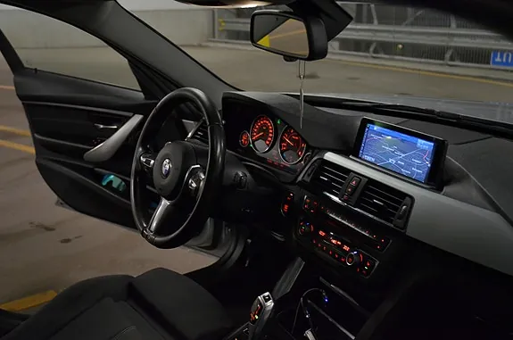 BMW 320D 2013 photo 5