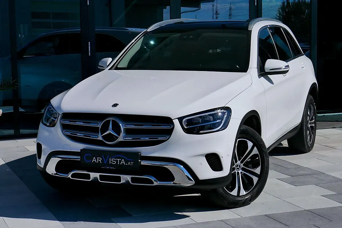 Mercedes-Benz Glc-Class 2022 photo 2