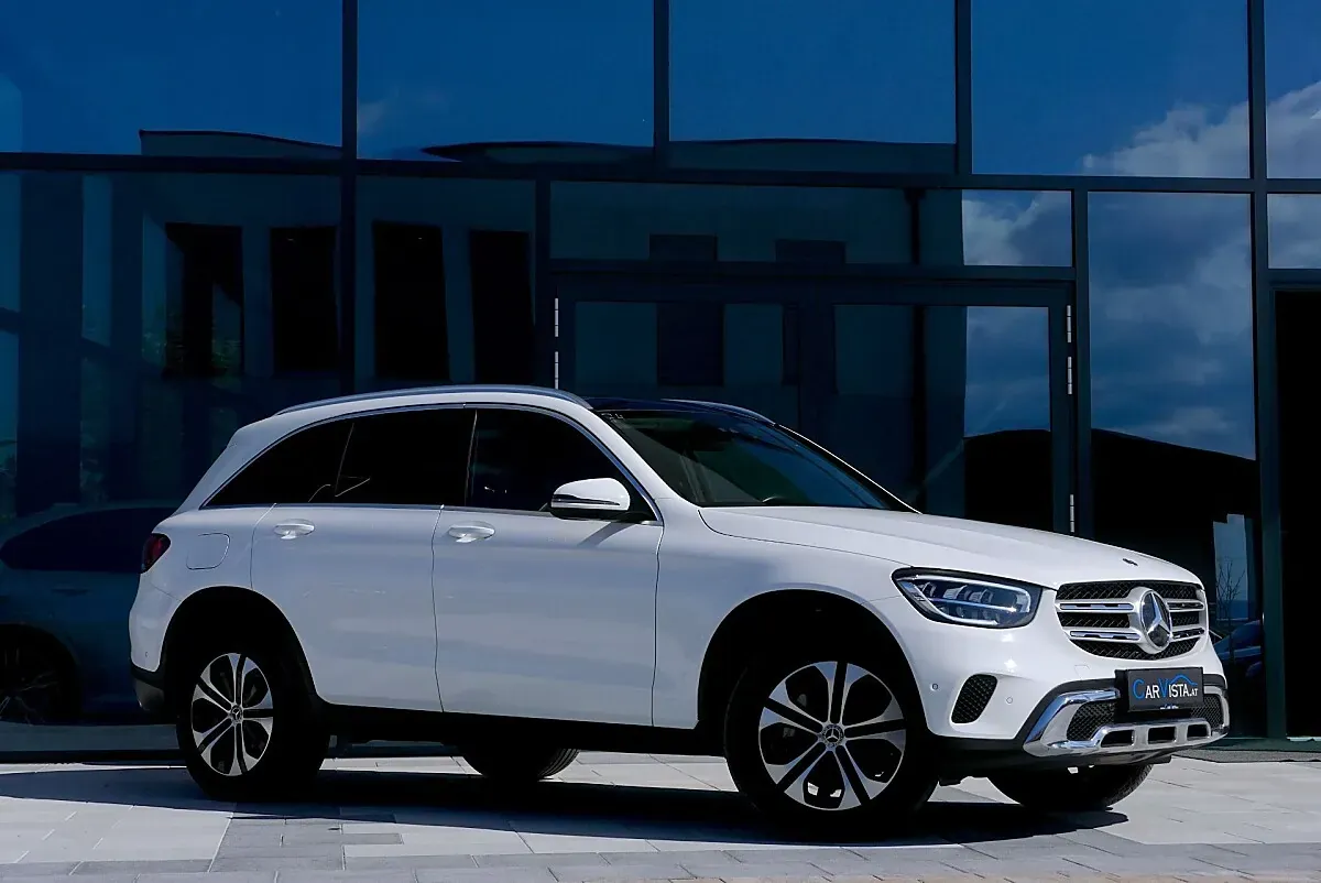 Mercedes-Benz Glc-Class 2022 photo 3