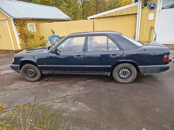 Mercedes-Benz 250 D 1986 photo 5