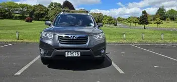 Hyundai Santa Fe 2010 photo 3