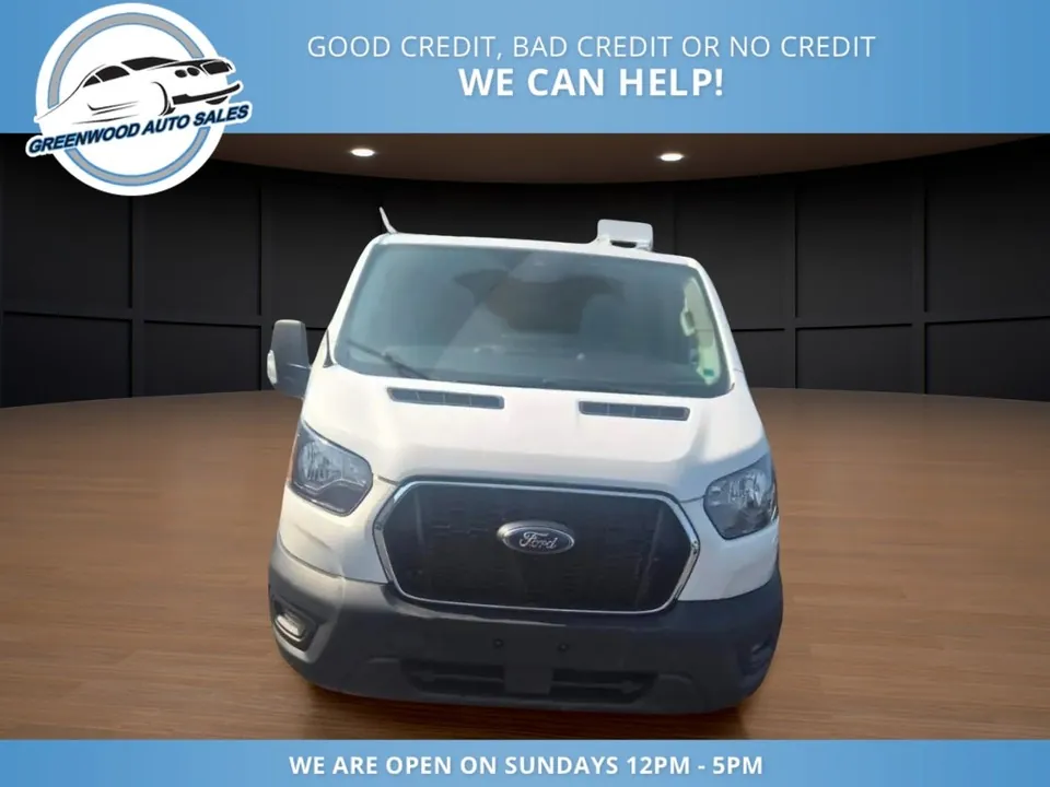 Ford Transit 2023 photo 2