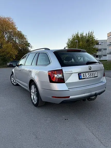 Skoda Octavia 2019 photo 3