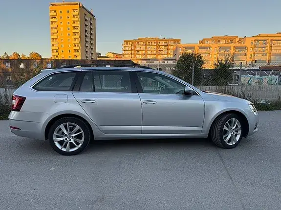 Skoda Octavia 2019 photo 5