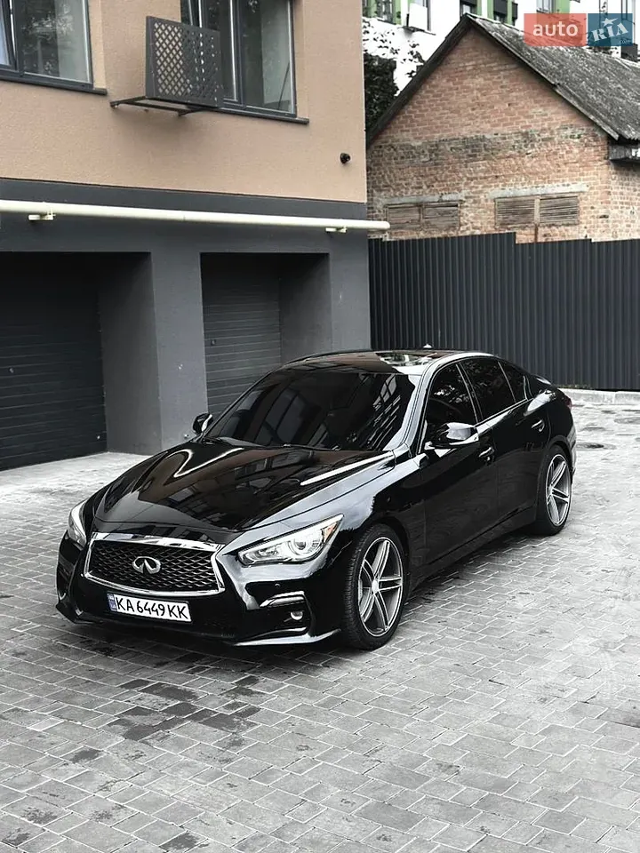 Infiniti Q50