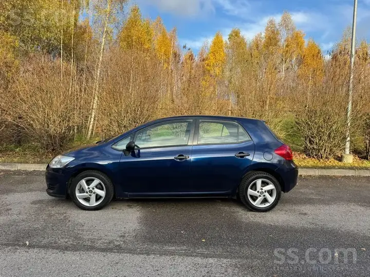 Toyota Auris 2007 photo 3