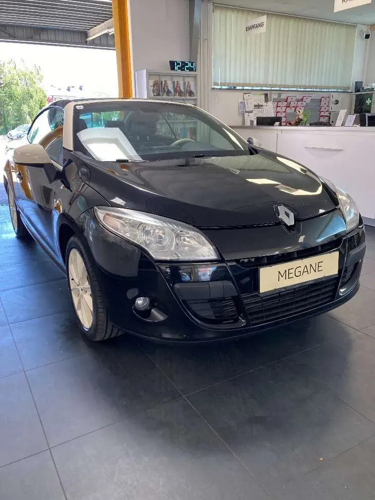 Renault Megane 2013 photo 2
