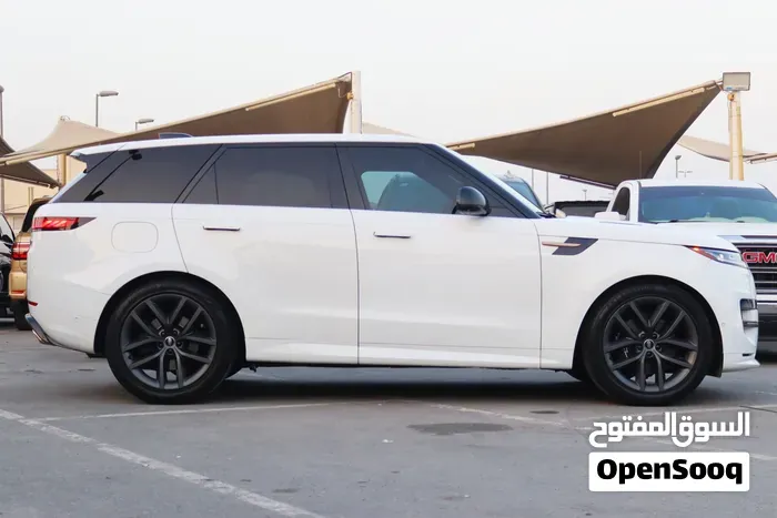 Land Rover Range Rover Sport 2023 photo 4
