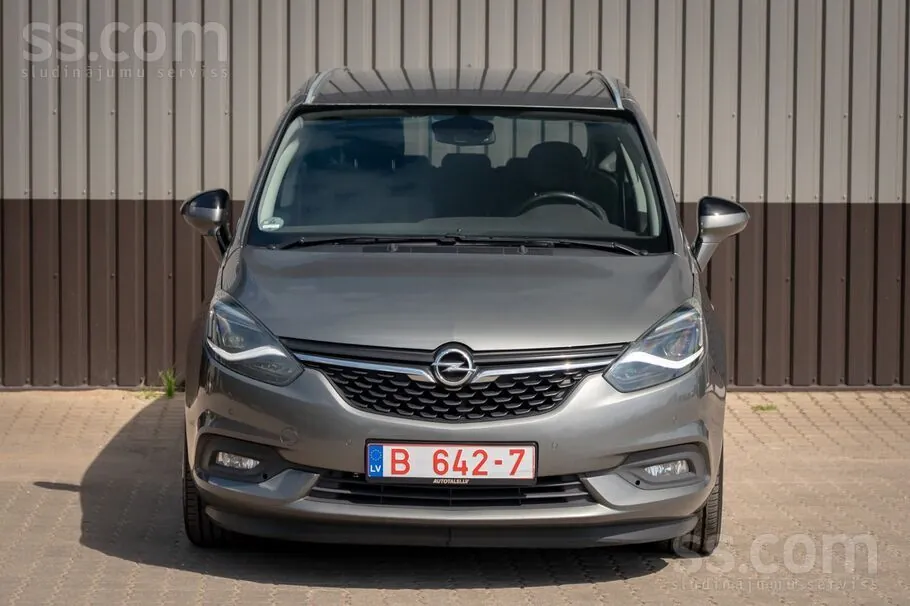 Opel Zafira 2016 photo 2