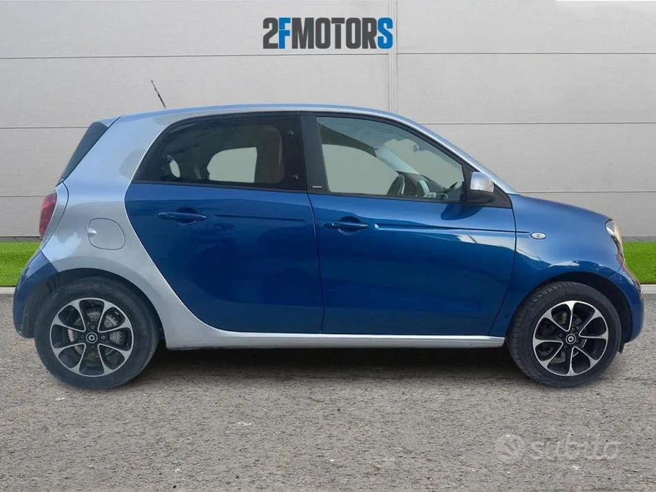 Smart Forfour 2015 photo 3