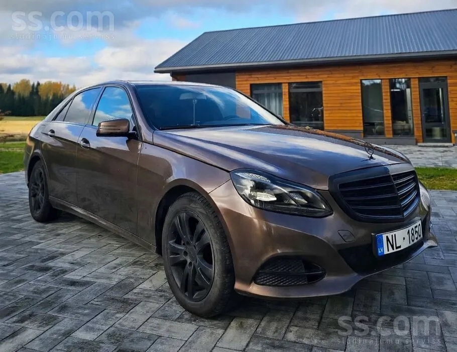 Mercedes-Benz E200