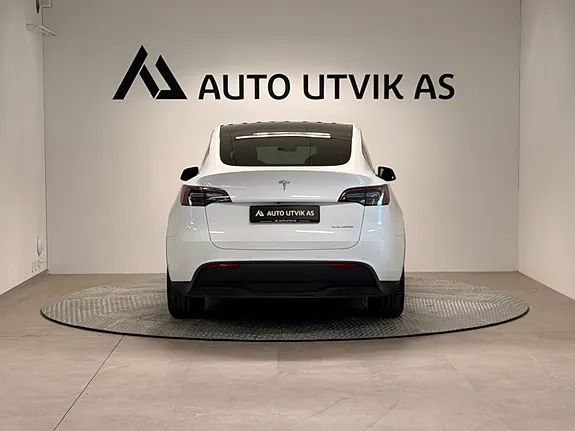 Tesla Model Y 2022 photo 4