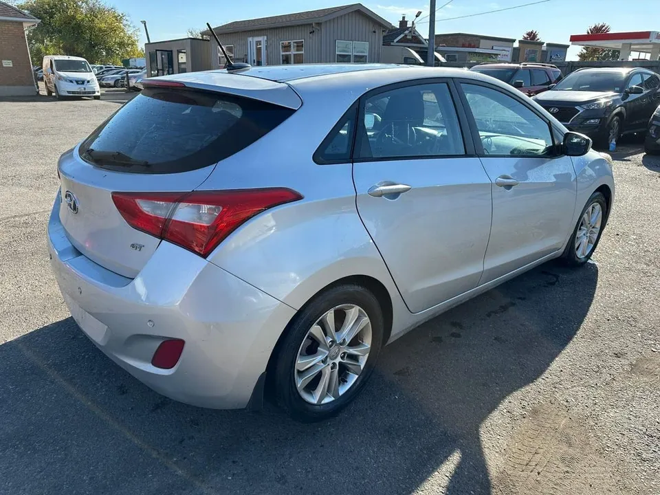 Hyundai Elantra 2013 photo 5