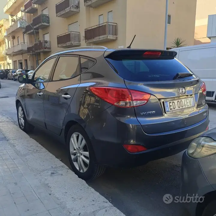 Hyundai Ix35 2011 photo 2