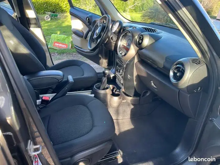Mini Countryman 2012 photo 4