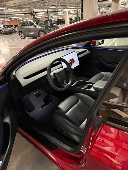 Tesla Model 3 2024 photo 5