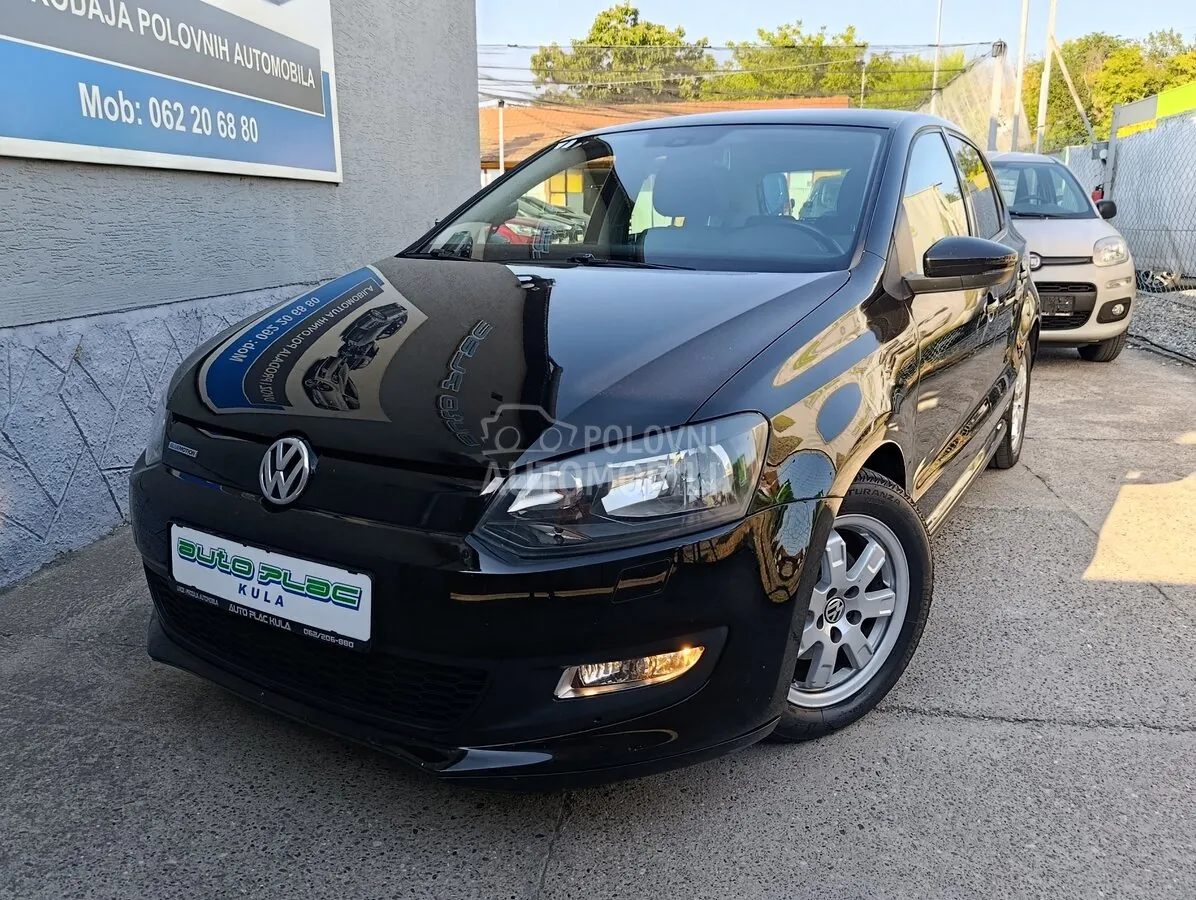 Volkswagen Polo 2010 photo 2