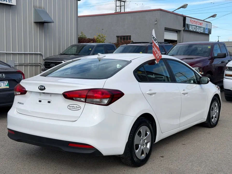 Kia Forte Lx Auto 2017 photo 3
