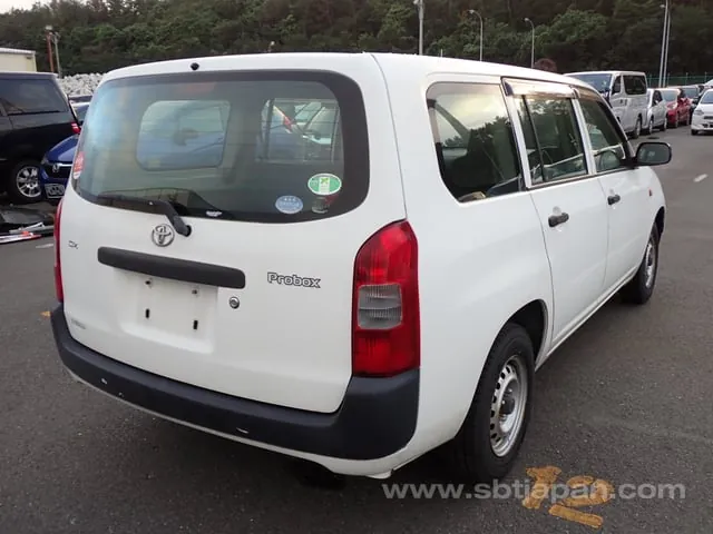 Toyota Probox 2010 photo 4